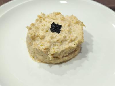 Ensaladilla de merluza de Celeiro y langostinos